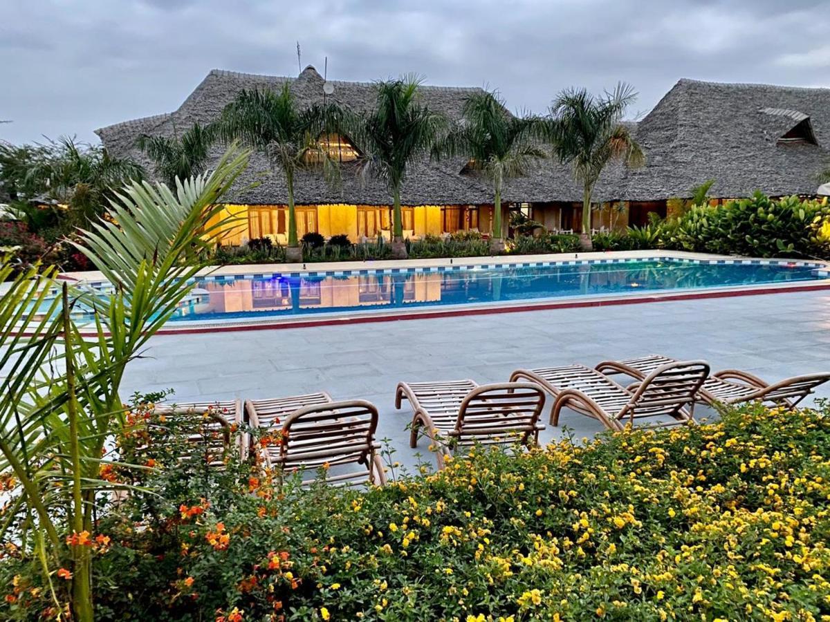 The Last Village Lodge Athi River Екстериор снимка