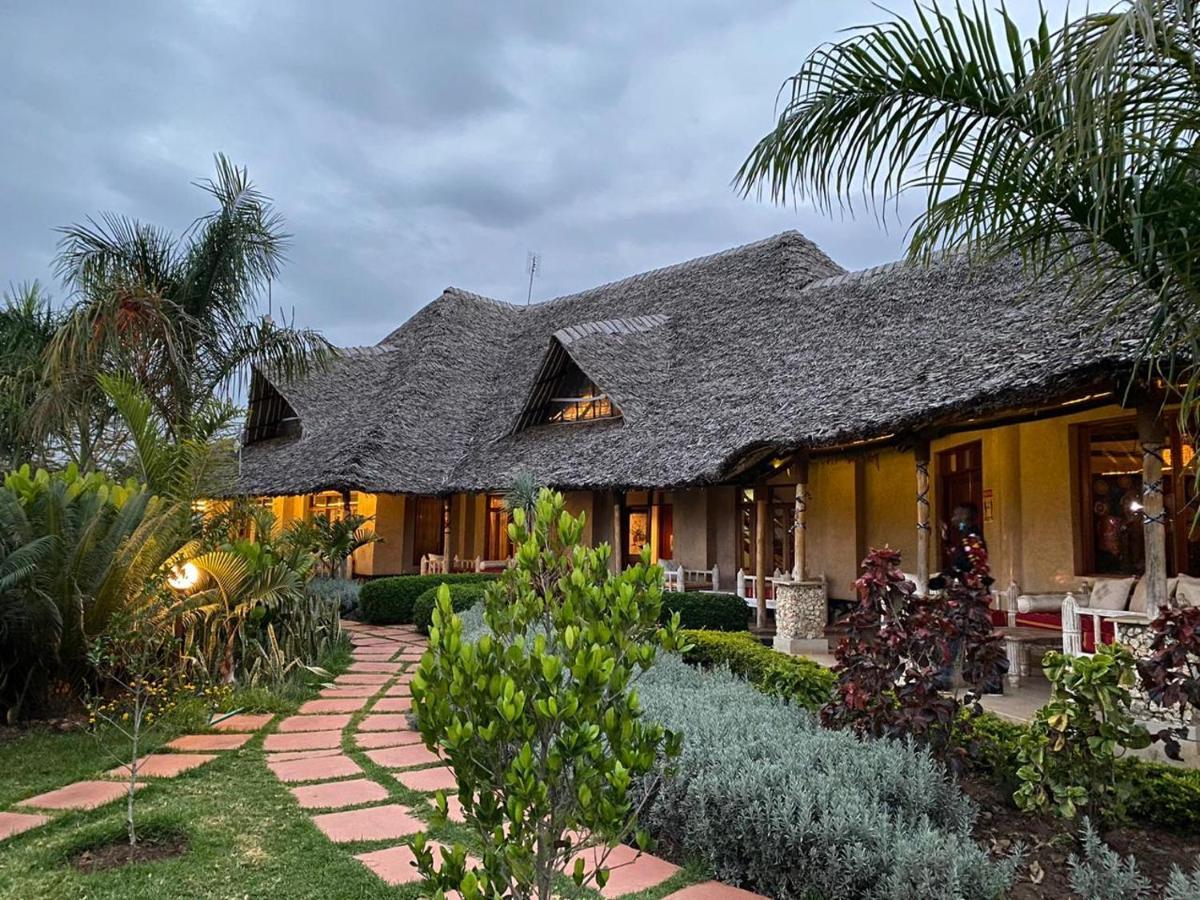 The Last Village Lodge Athi River Екстериор снимка